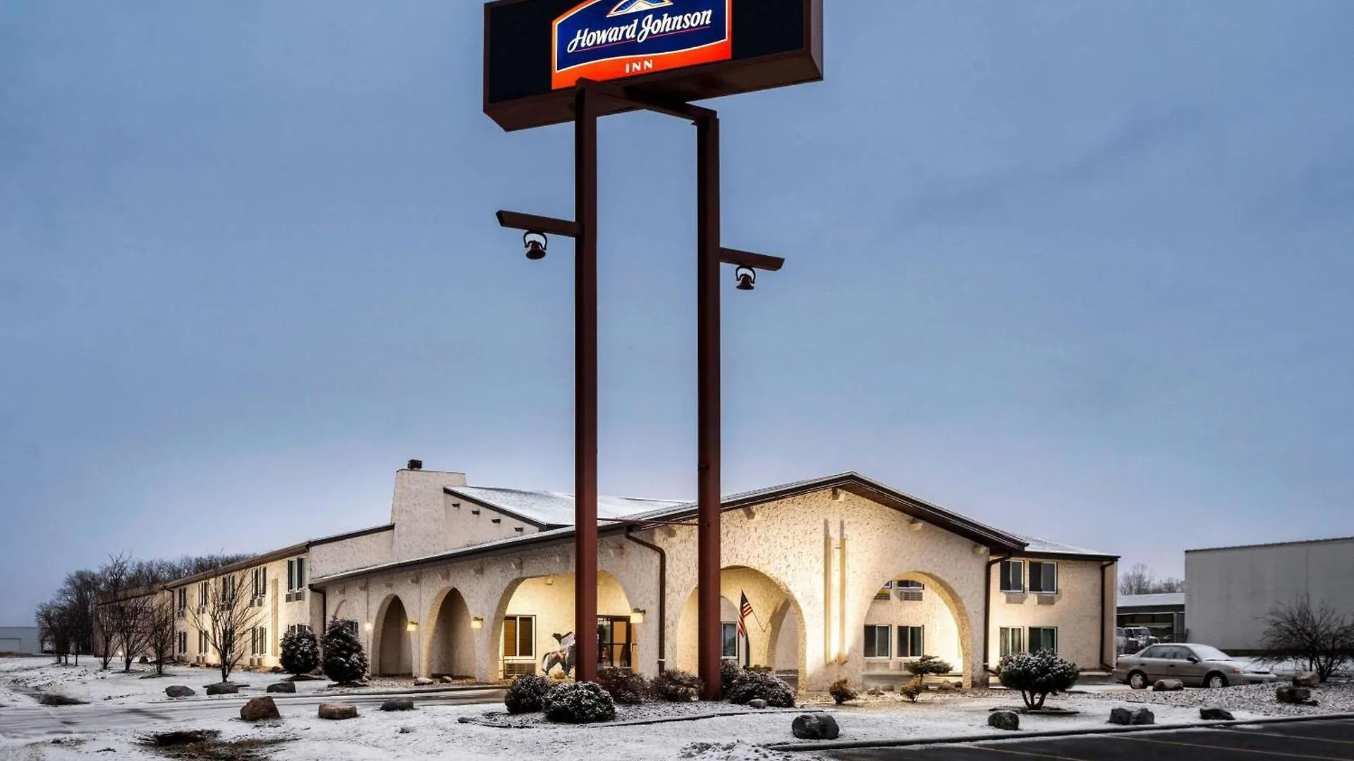 4 Airport-Convenient Hotels Close to Vertical Stronghold Appleton