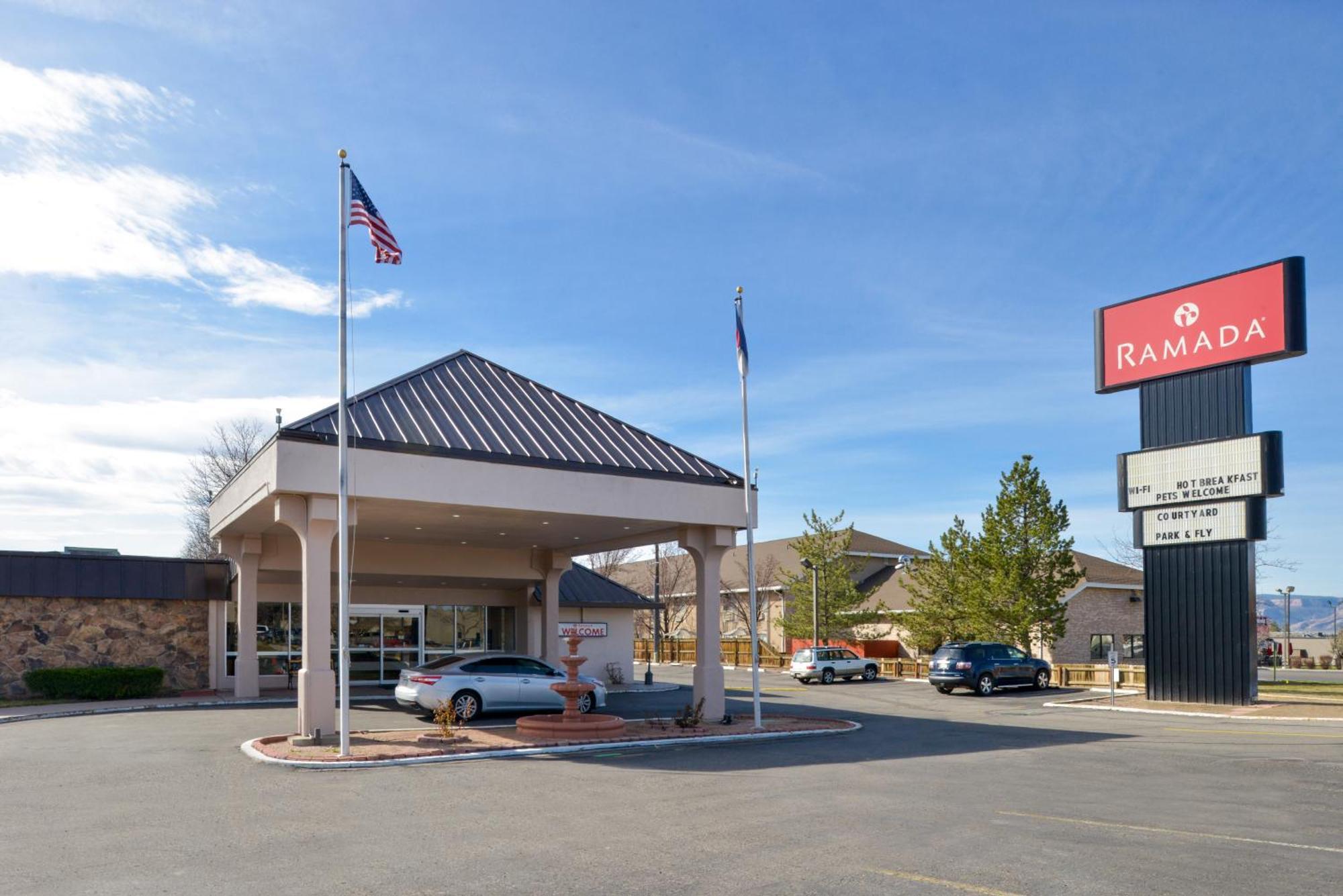 5 Airport Hotels Close to Ralph Stocker Memorial Stadium